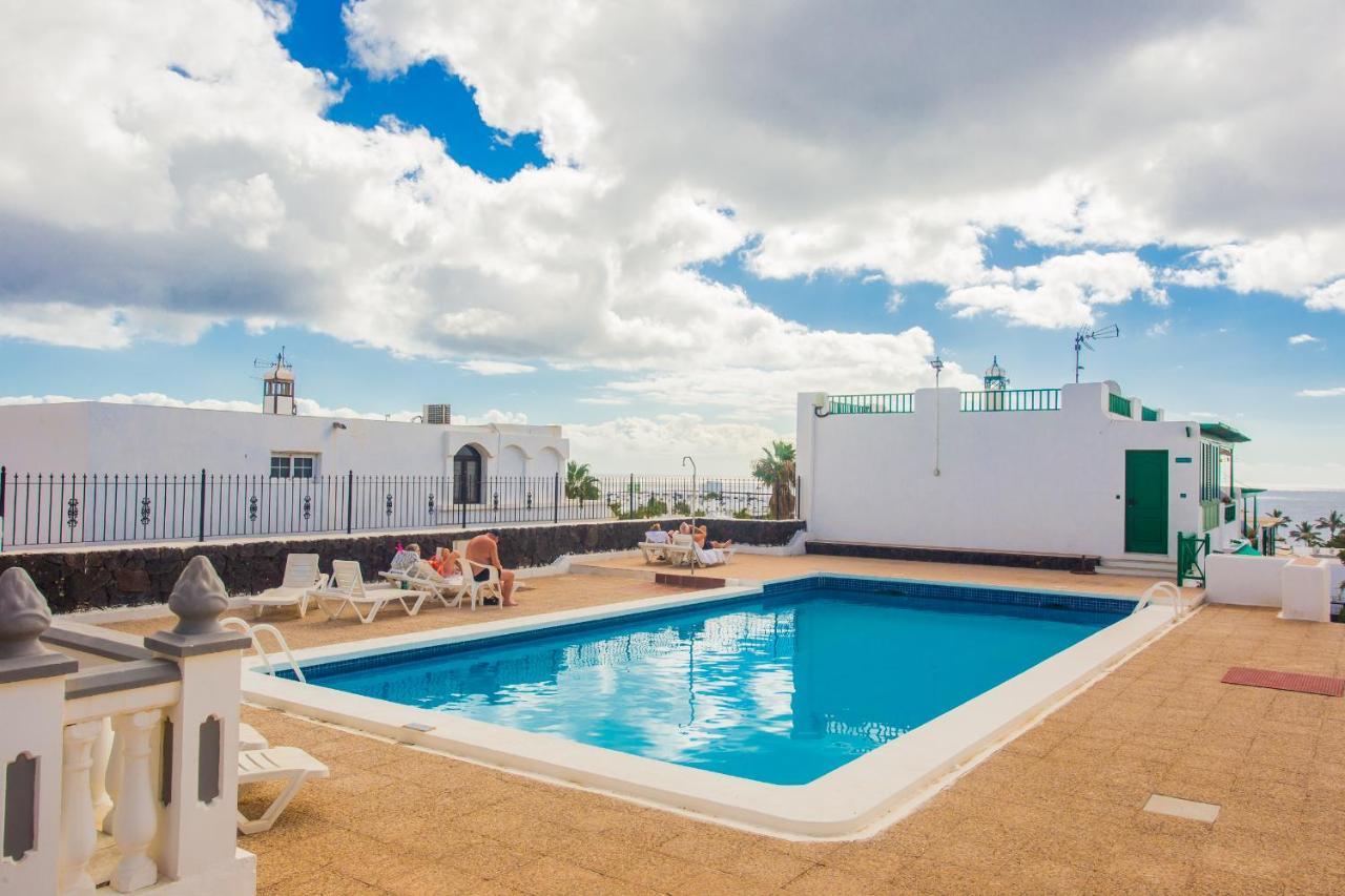 Apartamentos Haria En Puerto Del Carmen Tías Exterior foto