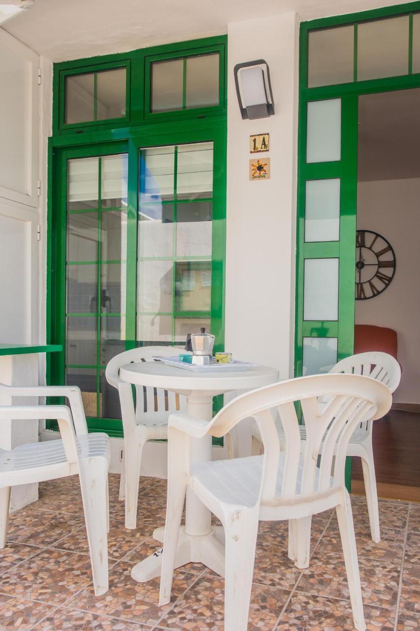 Apartamentos Haria En Puerto Del Carmen Tías Exterior foto