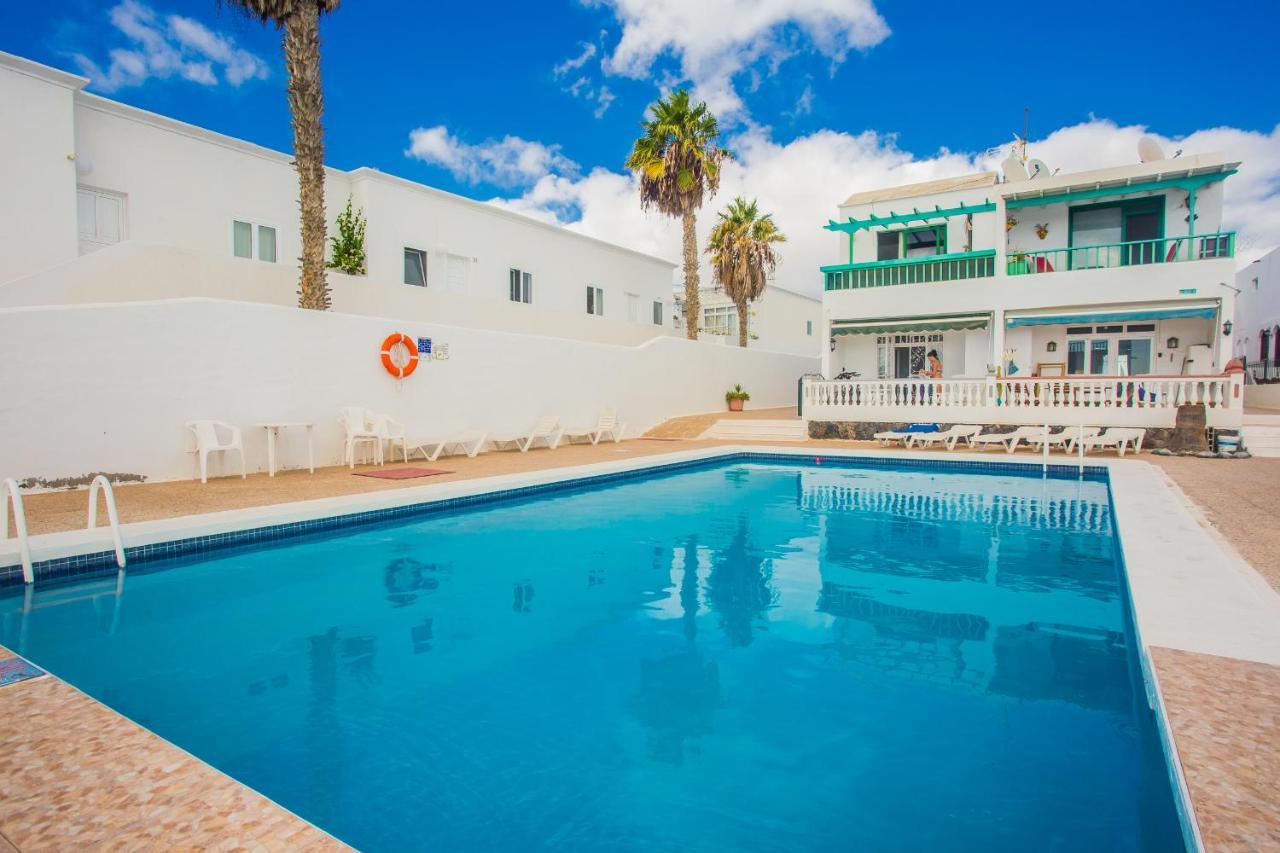 Apartamentos Haria En Puerto Del Carmen Tías Exterior foto