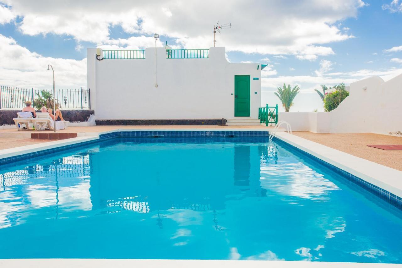 Apartamentos Haria En Puerto Del Carmen Tías Exterior foto