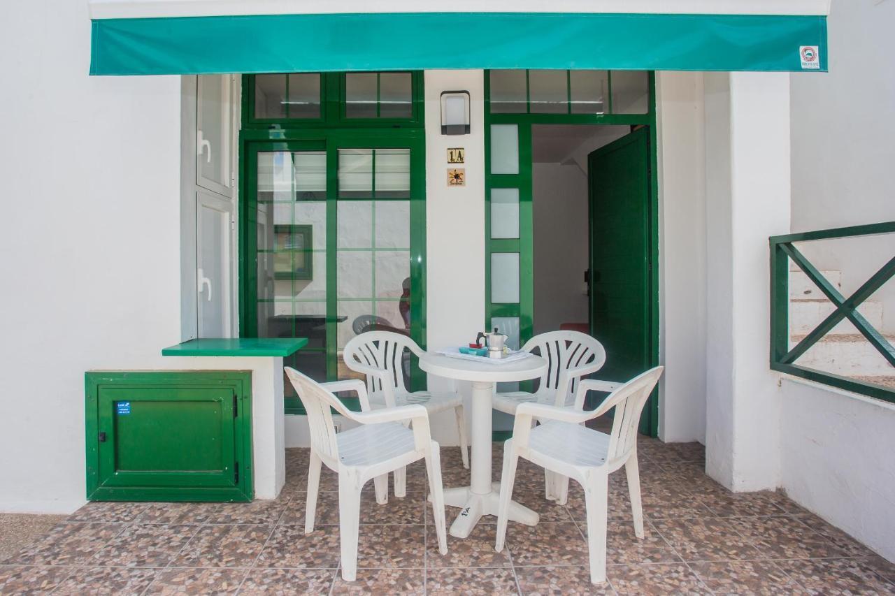 Apartamentos Haria En Puerto Del Carmen Tías Exterior foto